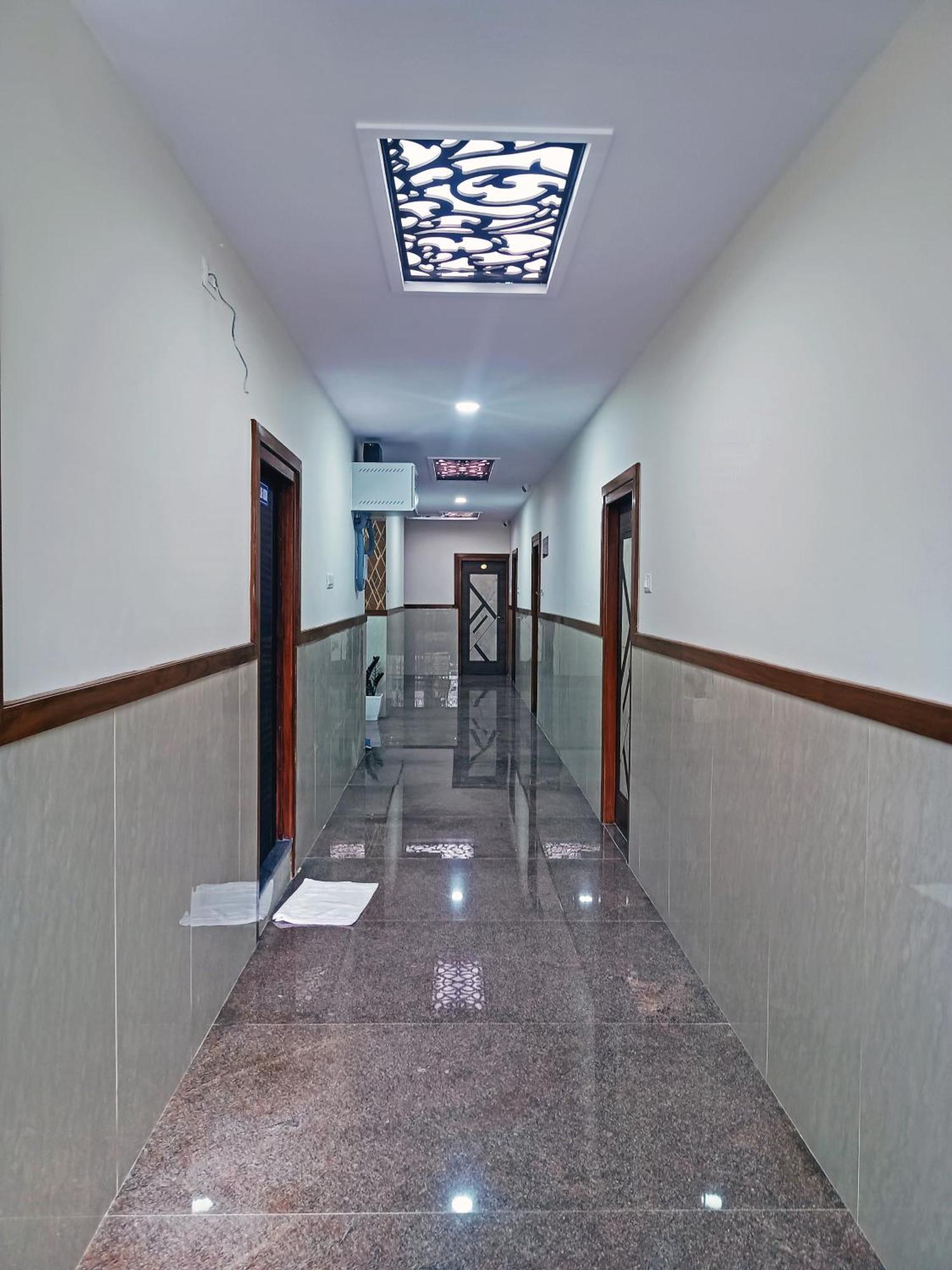 Hotel Achhu Palace Bangalore Bagian luar foto